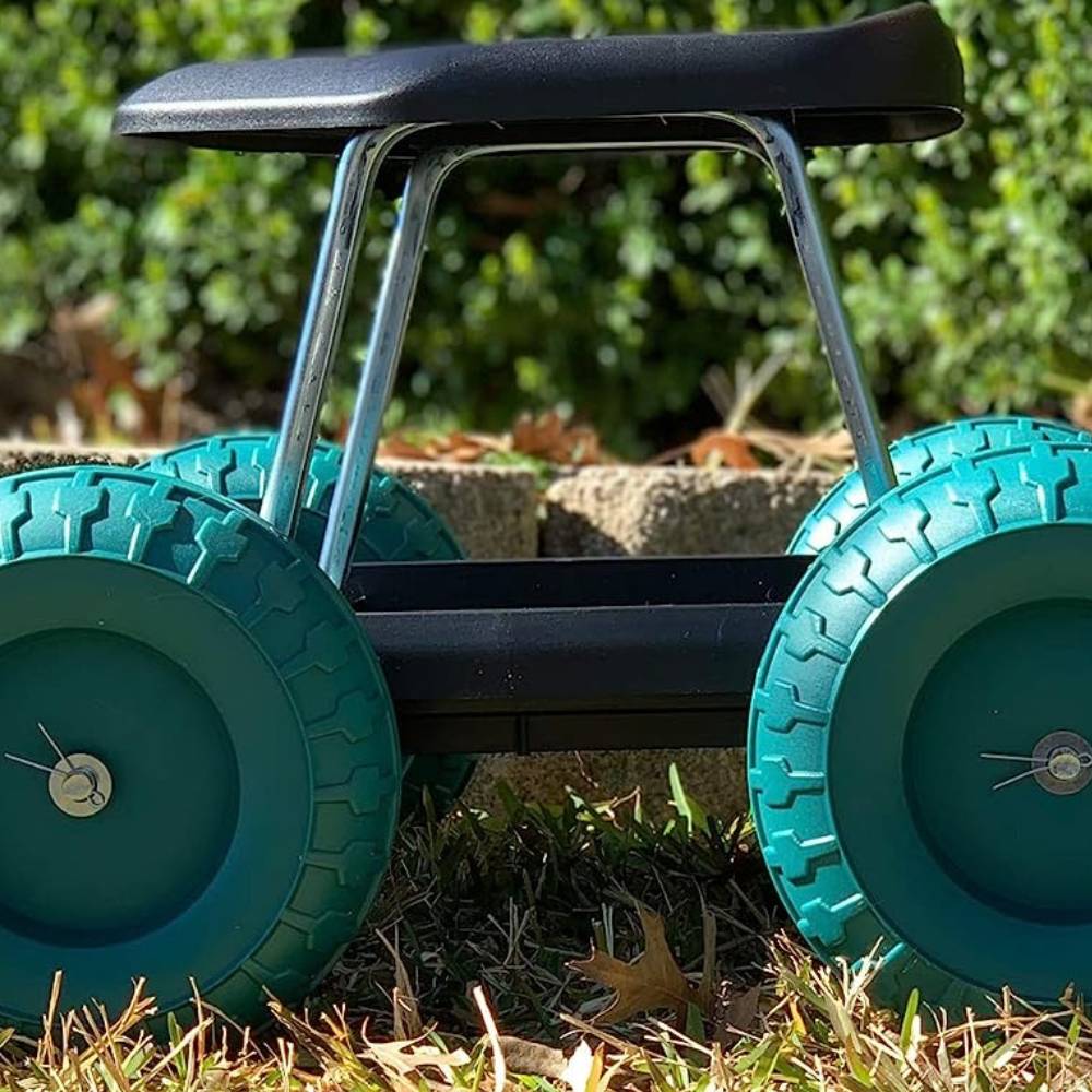 Garden Work Stool With Wheels: image 3
